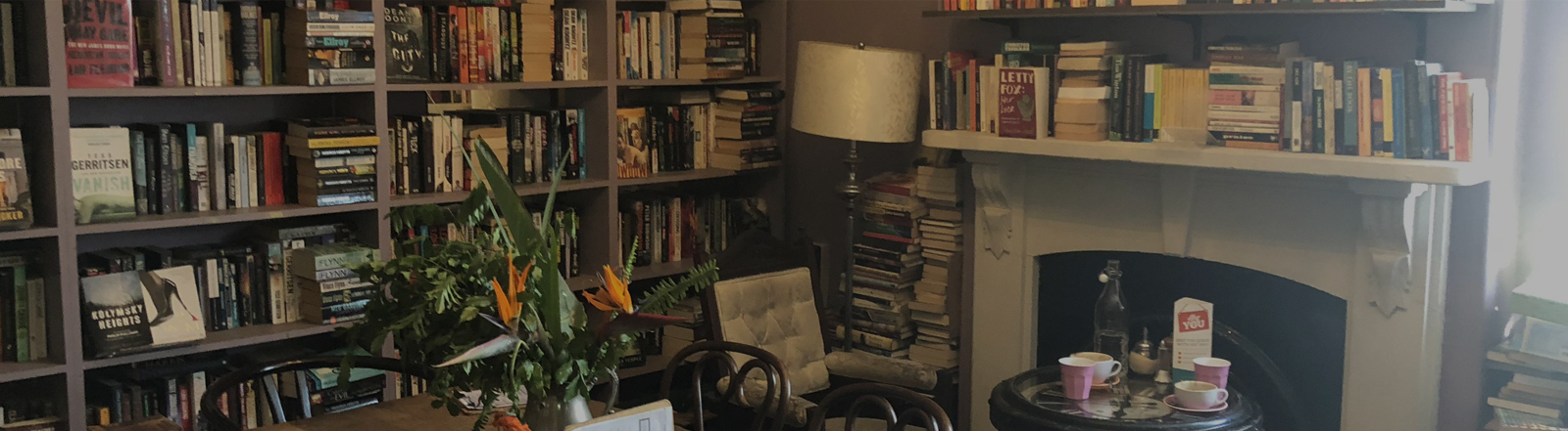 Picture of the bookstore.